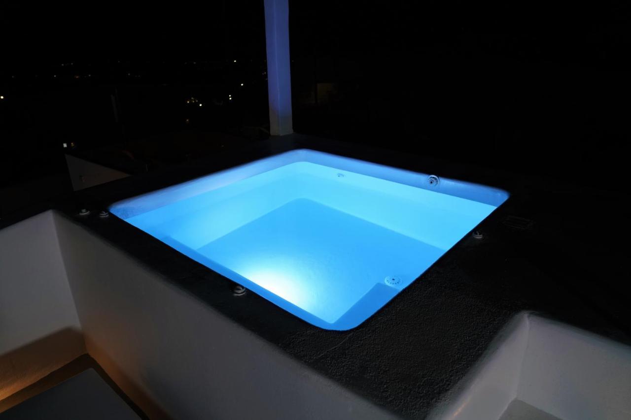 Oinos Luxury Suites Foinikiá Exteriér fotografie