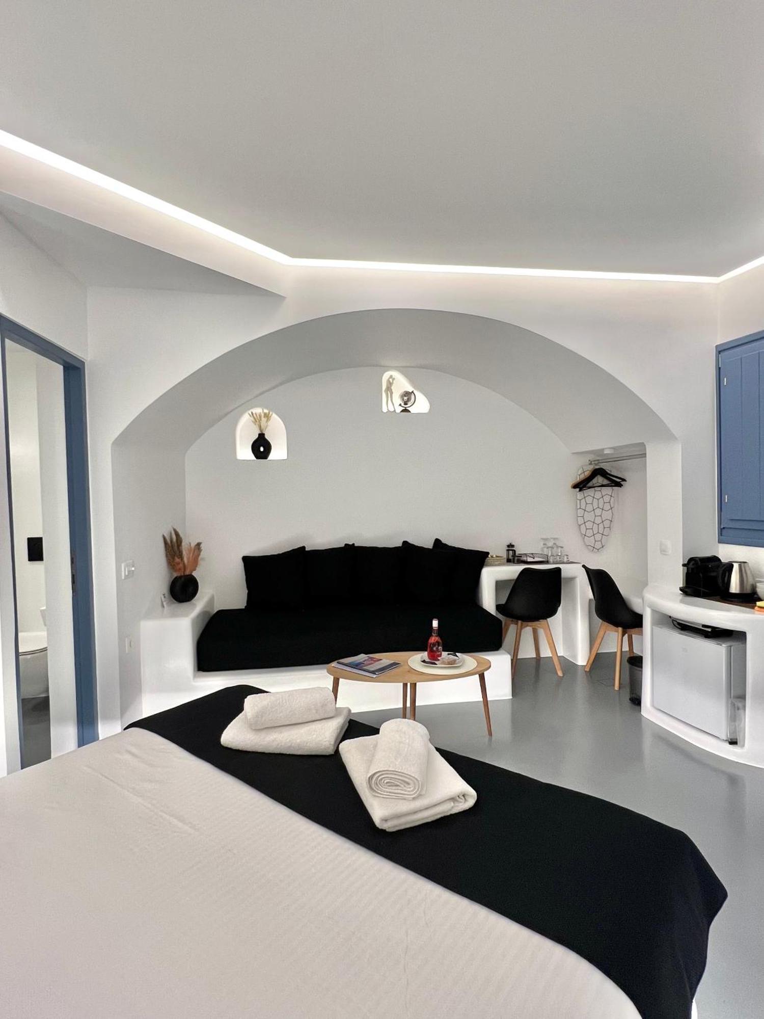 Oinos Luxury Suites Foinikiá Exteriér fotografie